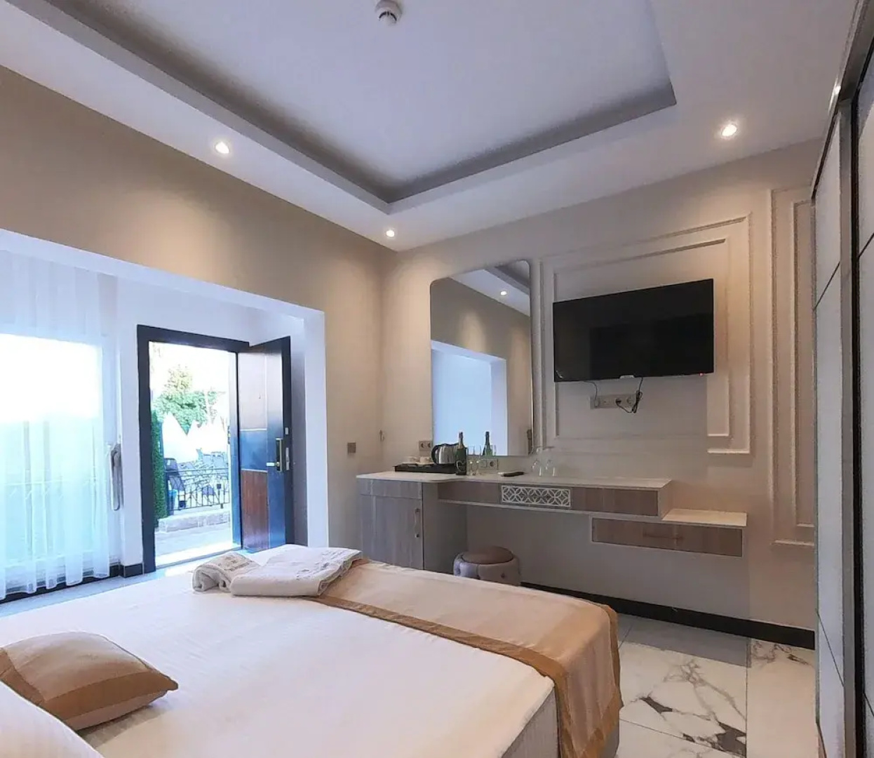 CRB Crown Residence Belek Health & Spa