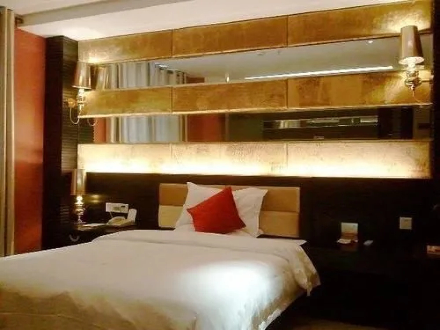 Homeinn Ripple Yun Hotel (Wuhu Tianmen Mountain West Road)