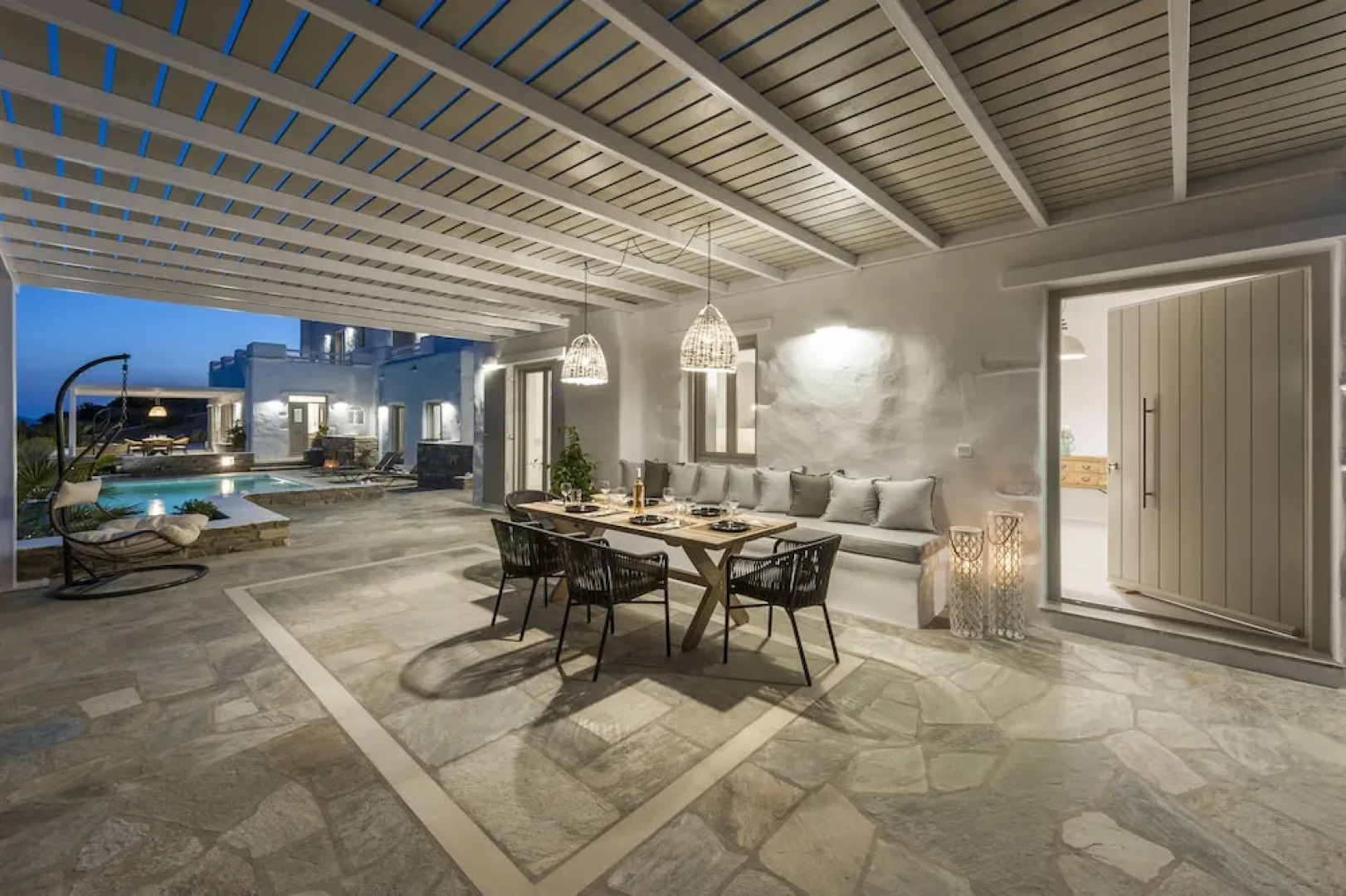 Niriides Luxury Villas