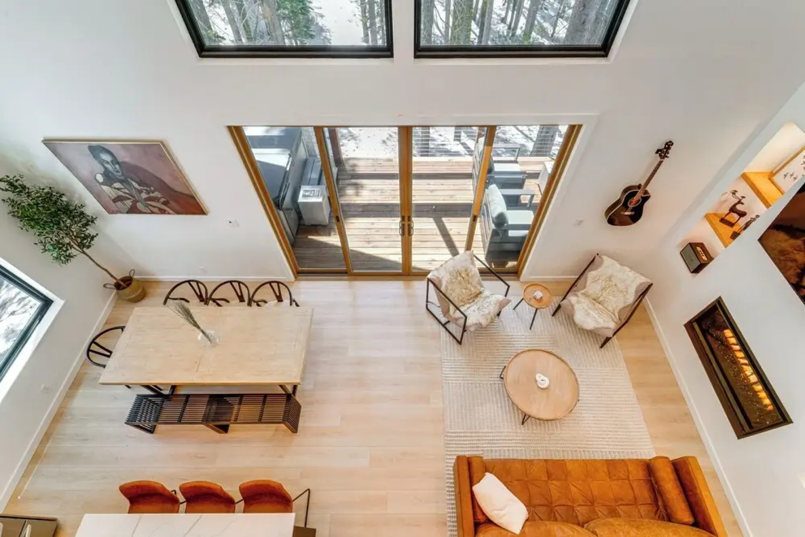 Luxe Soda Springs Cabin: Hot Tub, Forest-view Deck