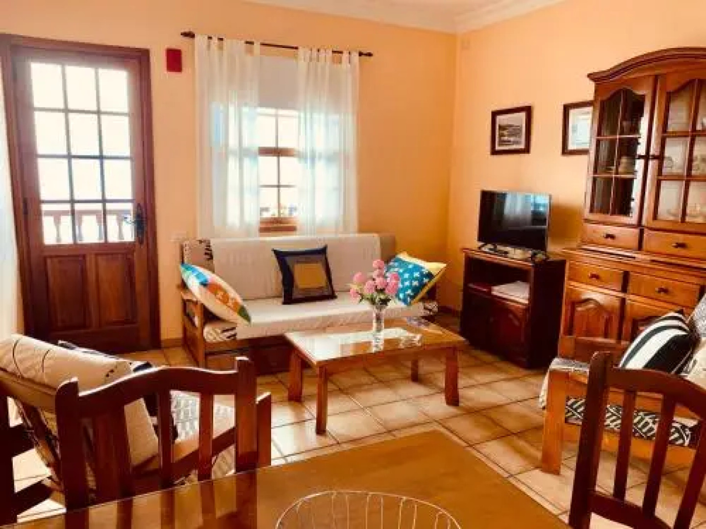 Apartamentos La Isla Encantada