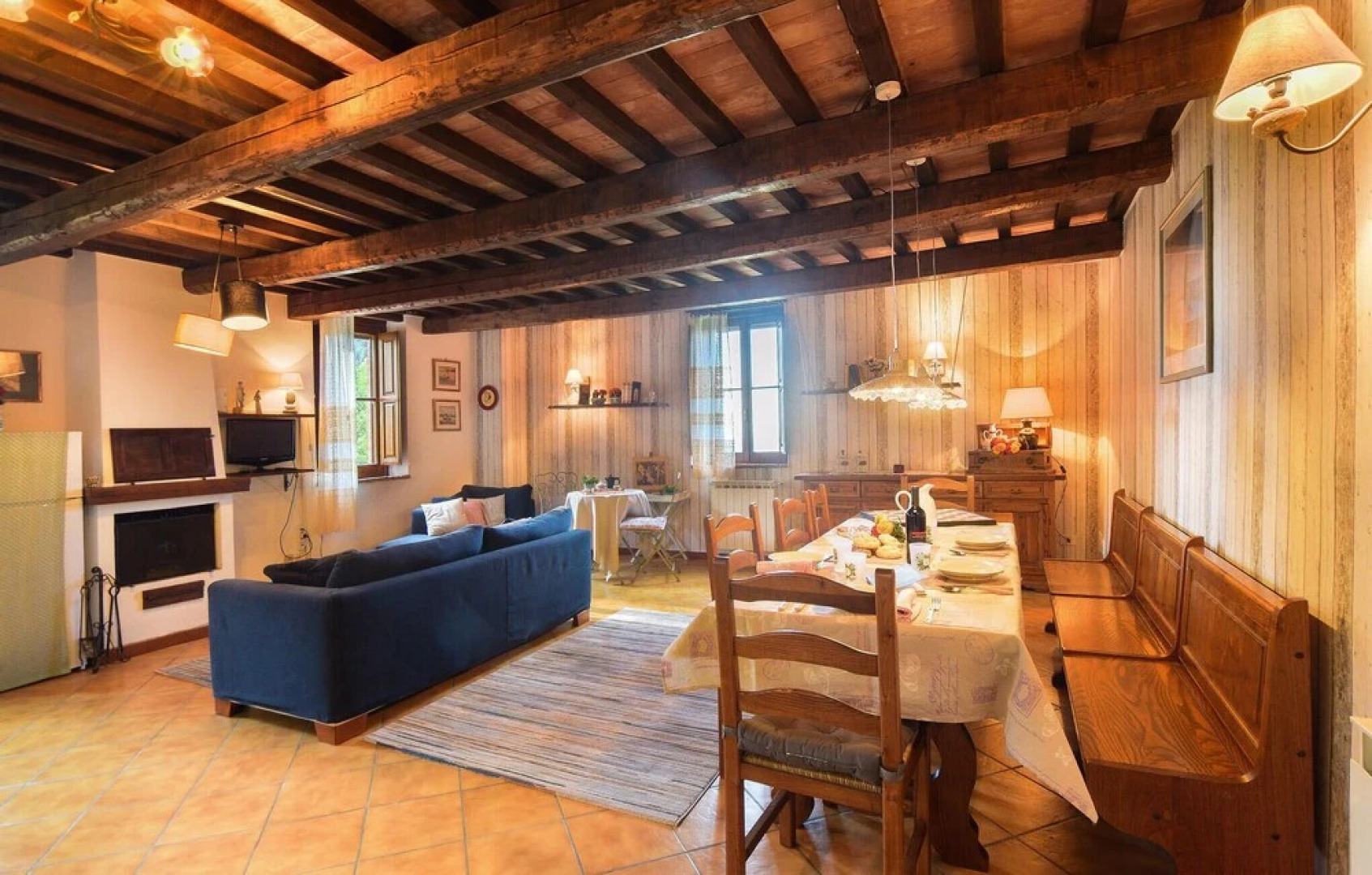 Beautiful Apartment in Monte Antico With 2 Bedrooms