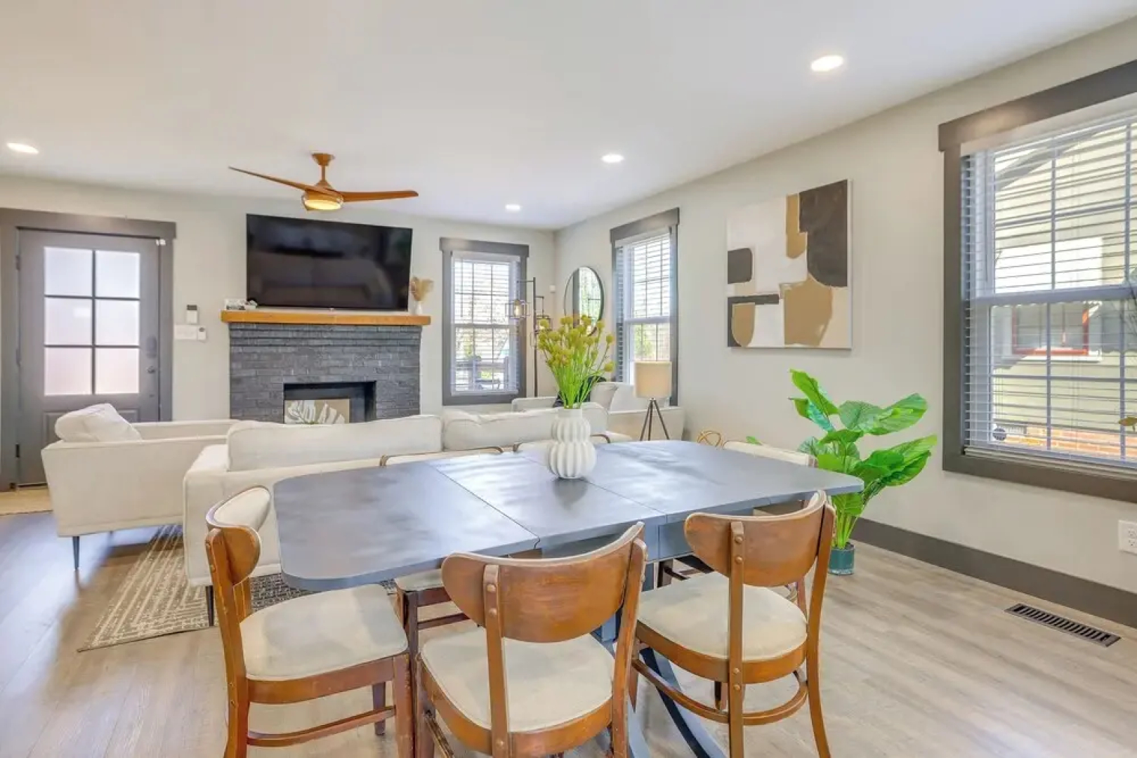 4 Mi to Liberty Bridge: Greenville Getaway w/ Deck