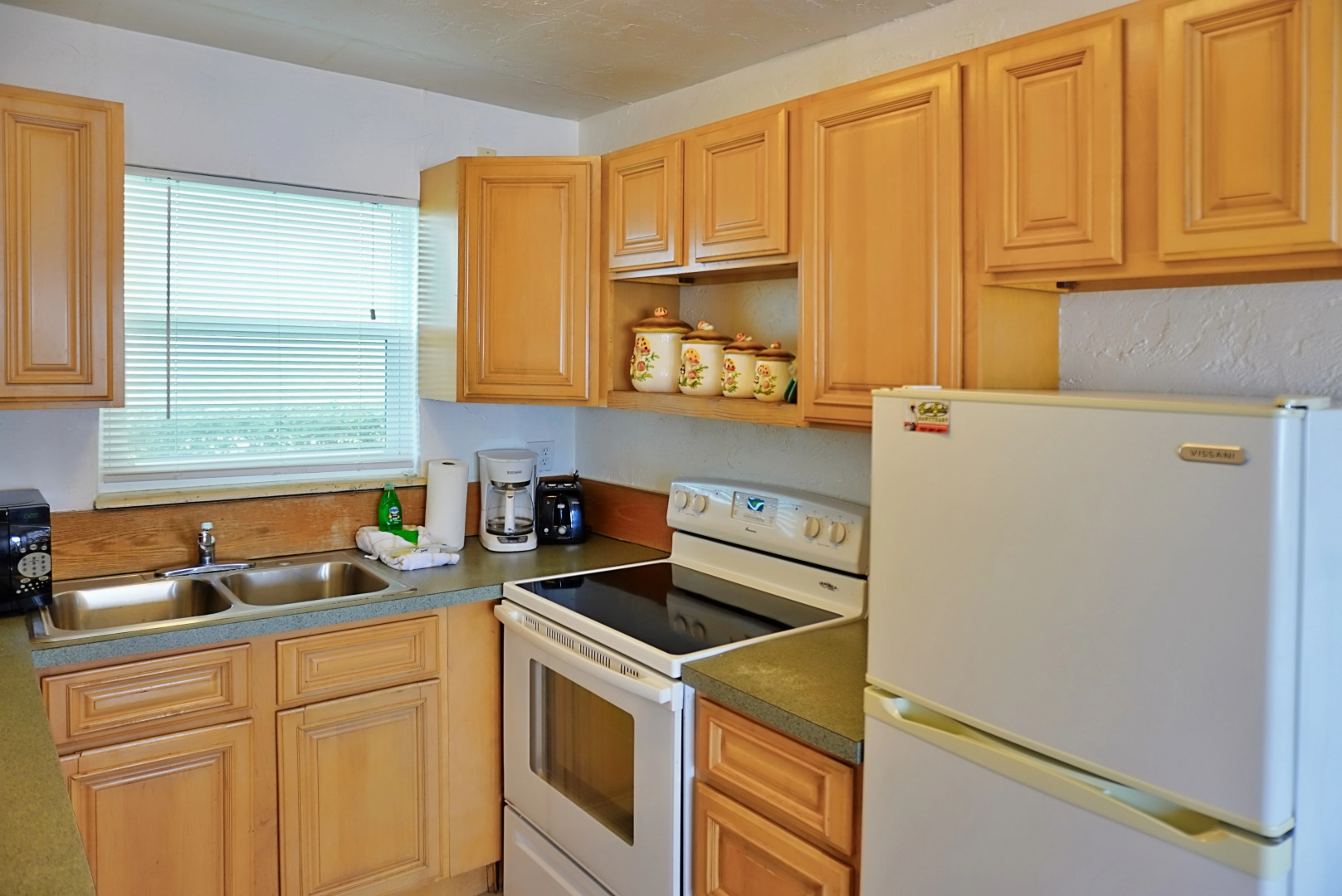 Misty Isles Redington Beachfront Suite 2