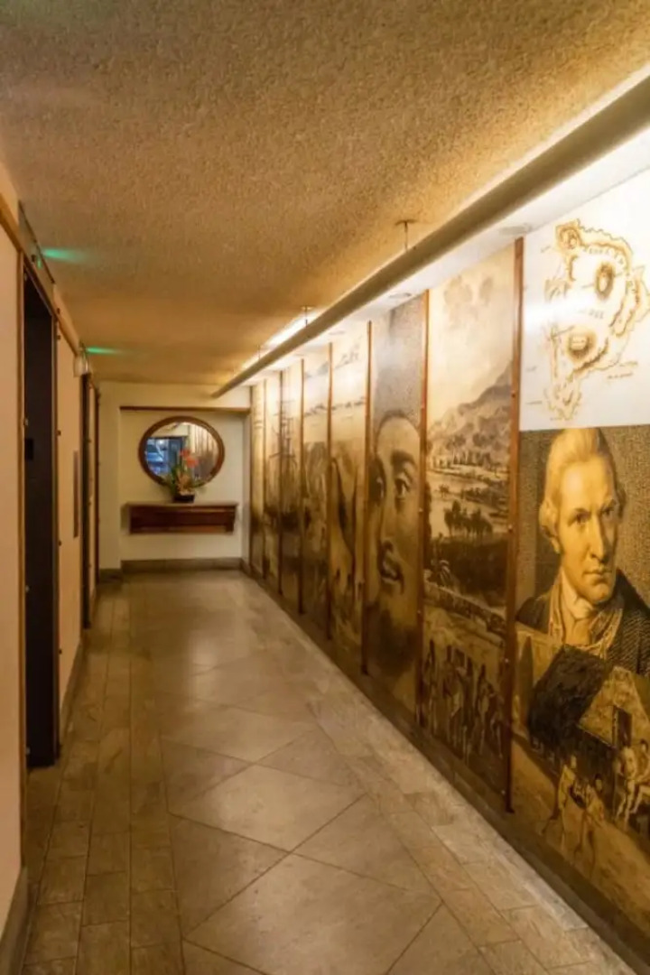 Discovery Bay Retreat