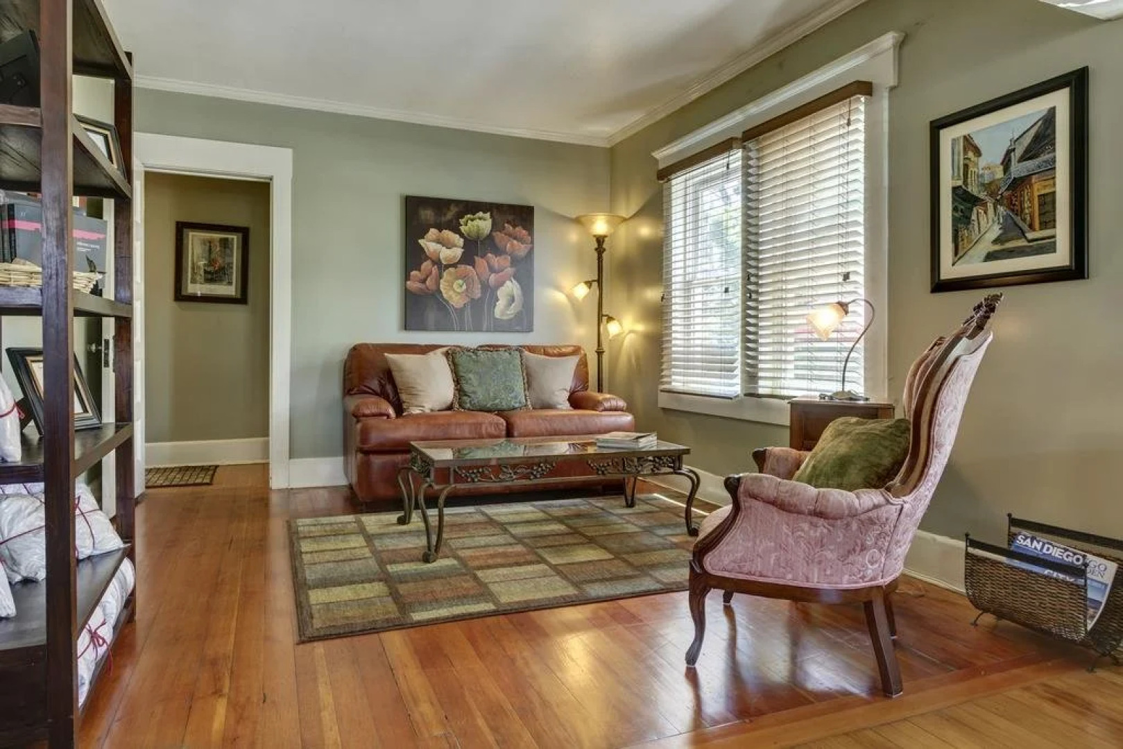 Hillcrest House Bed & Breakfast