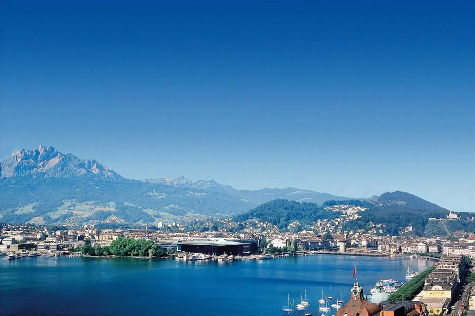 Art Deco Hotel Montana