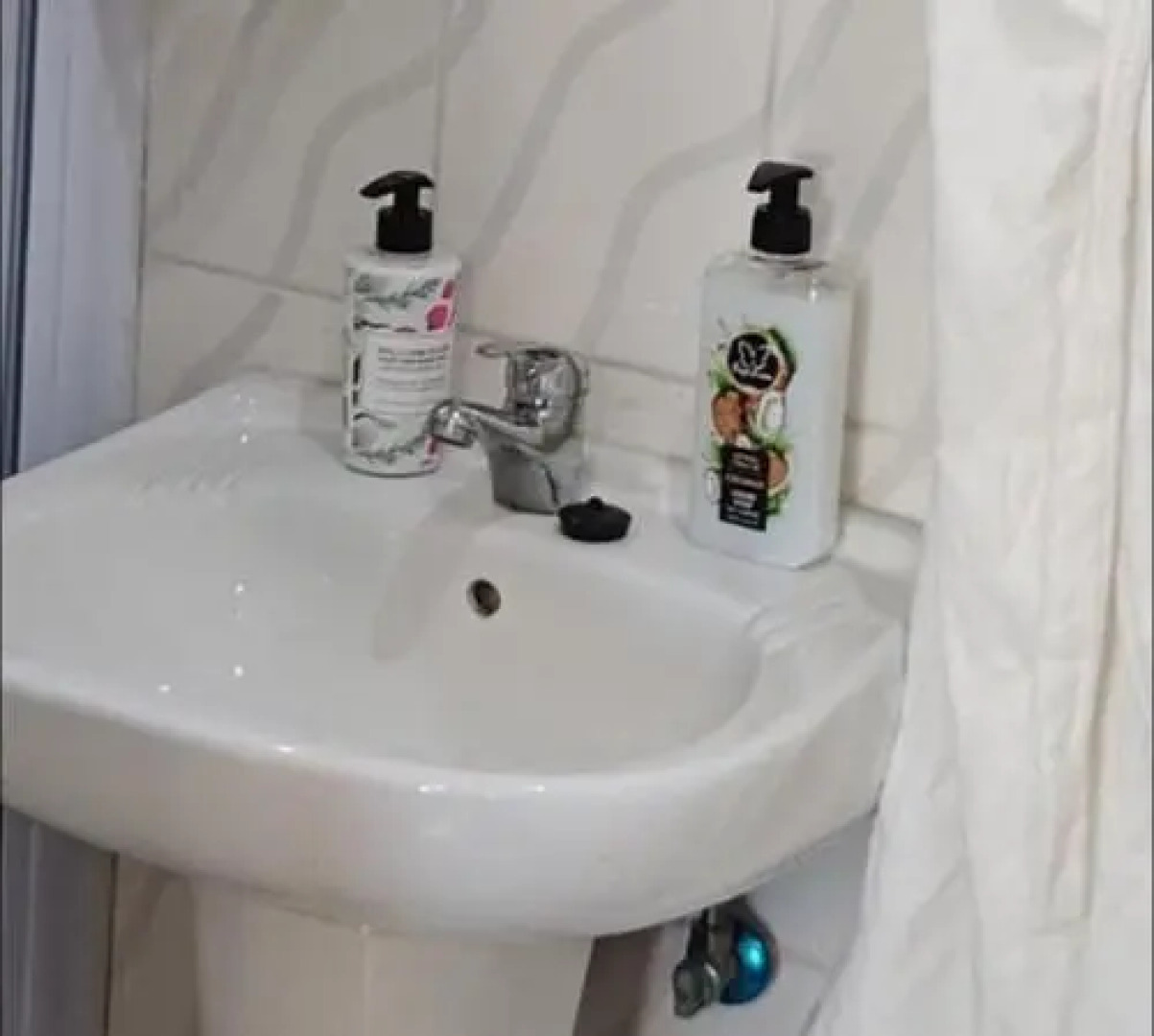 Queensburgh B&B or Self Catering