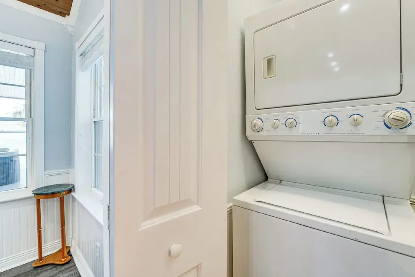 Hot Tub & Fire Pit: Lakefront Home on Lake Eloise