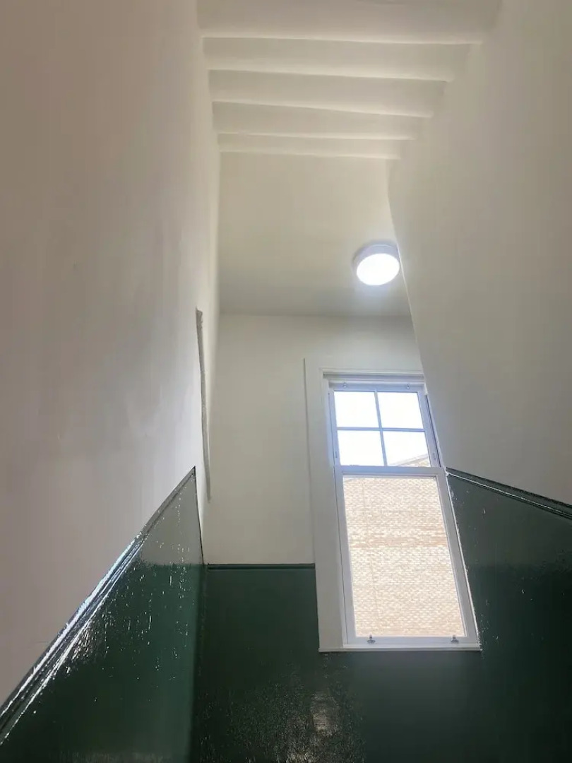 Bright & Spacious, Central for Airport and Glasgow