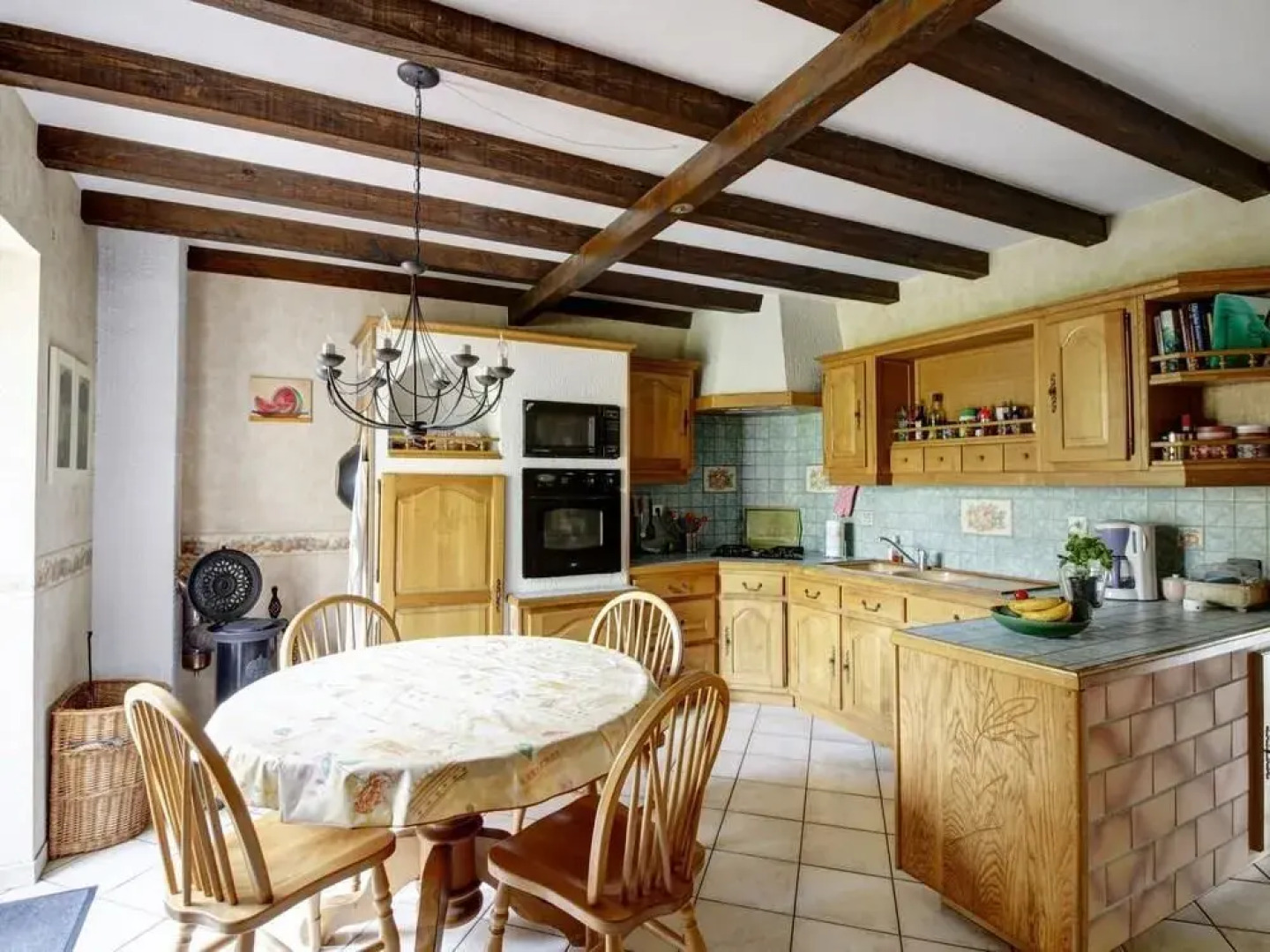 Quaint Holiday Home for 6 in Vanne