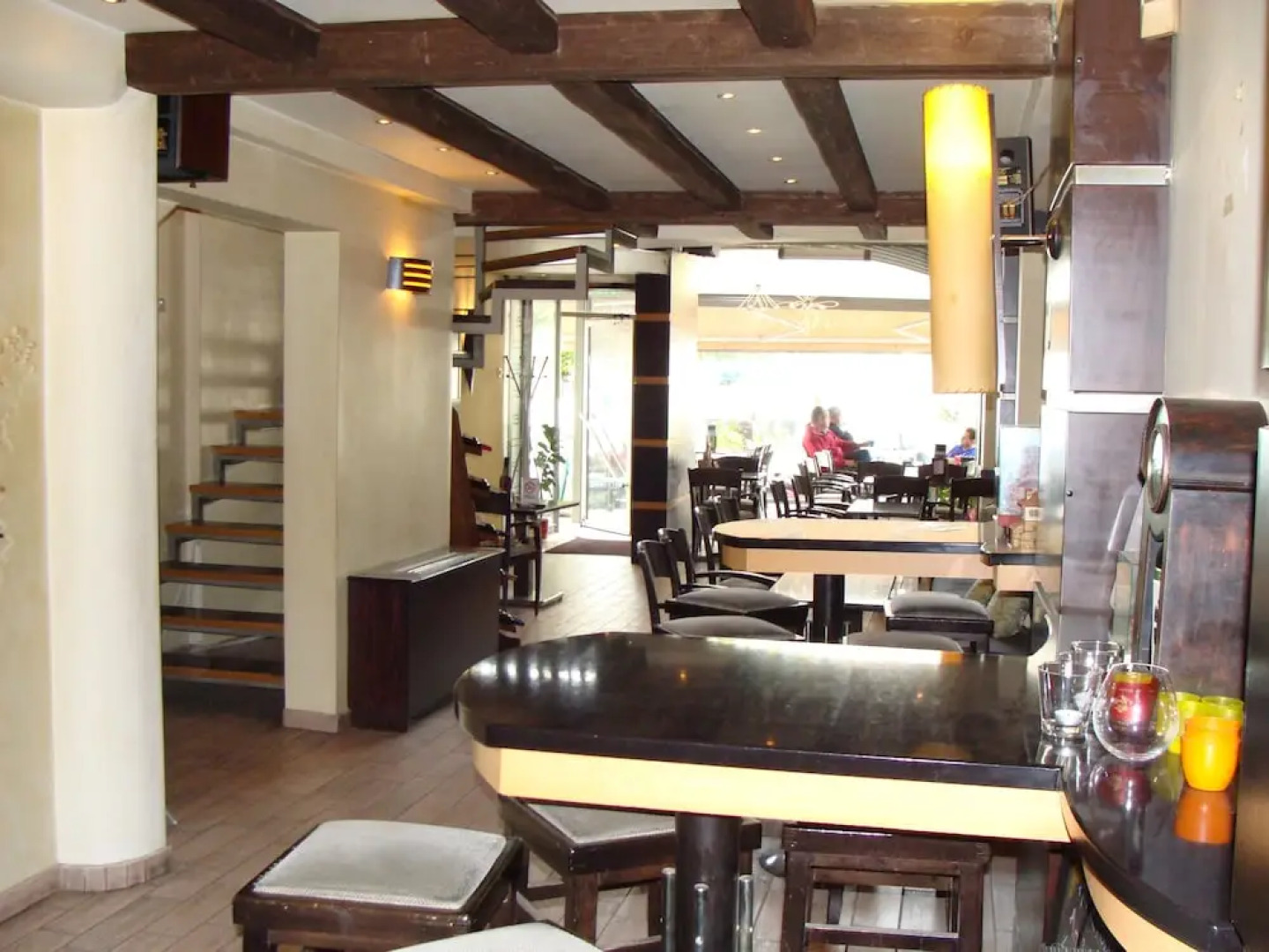 Idiston  Rooms & Suites