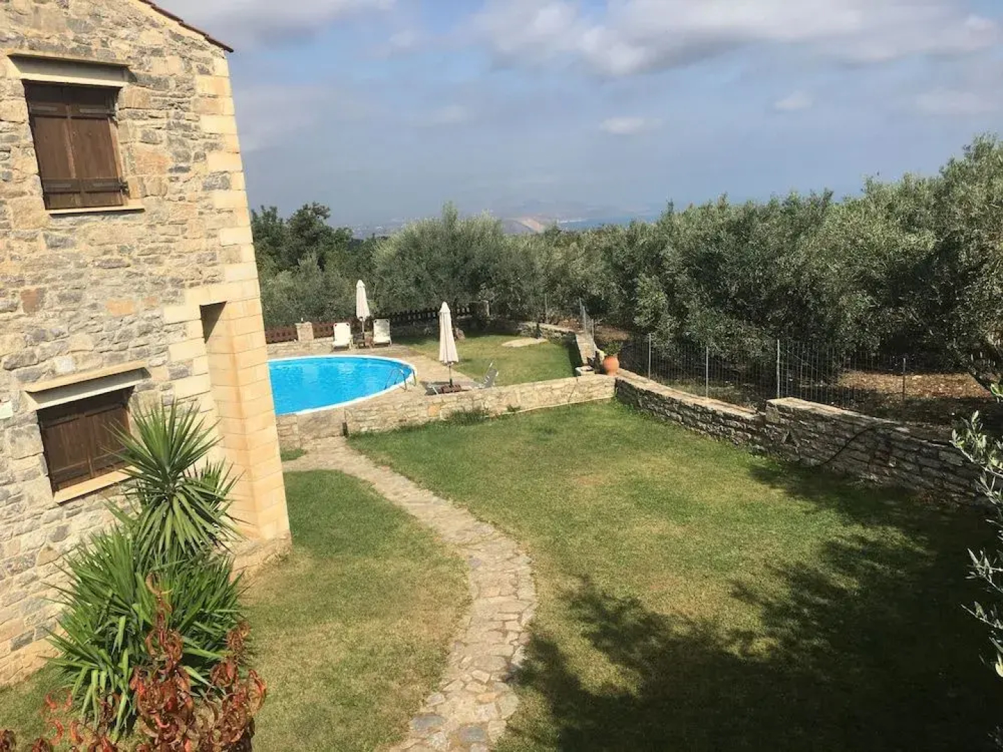 Stratos Villas