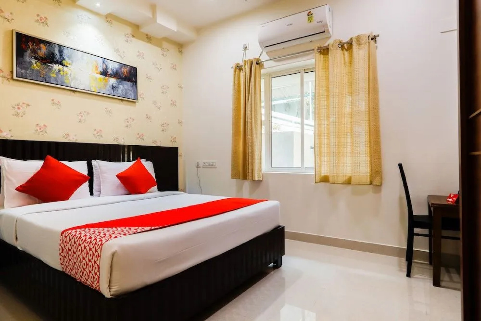 OYO 62647 Hotel Suites 9