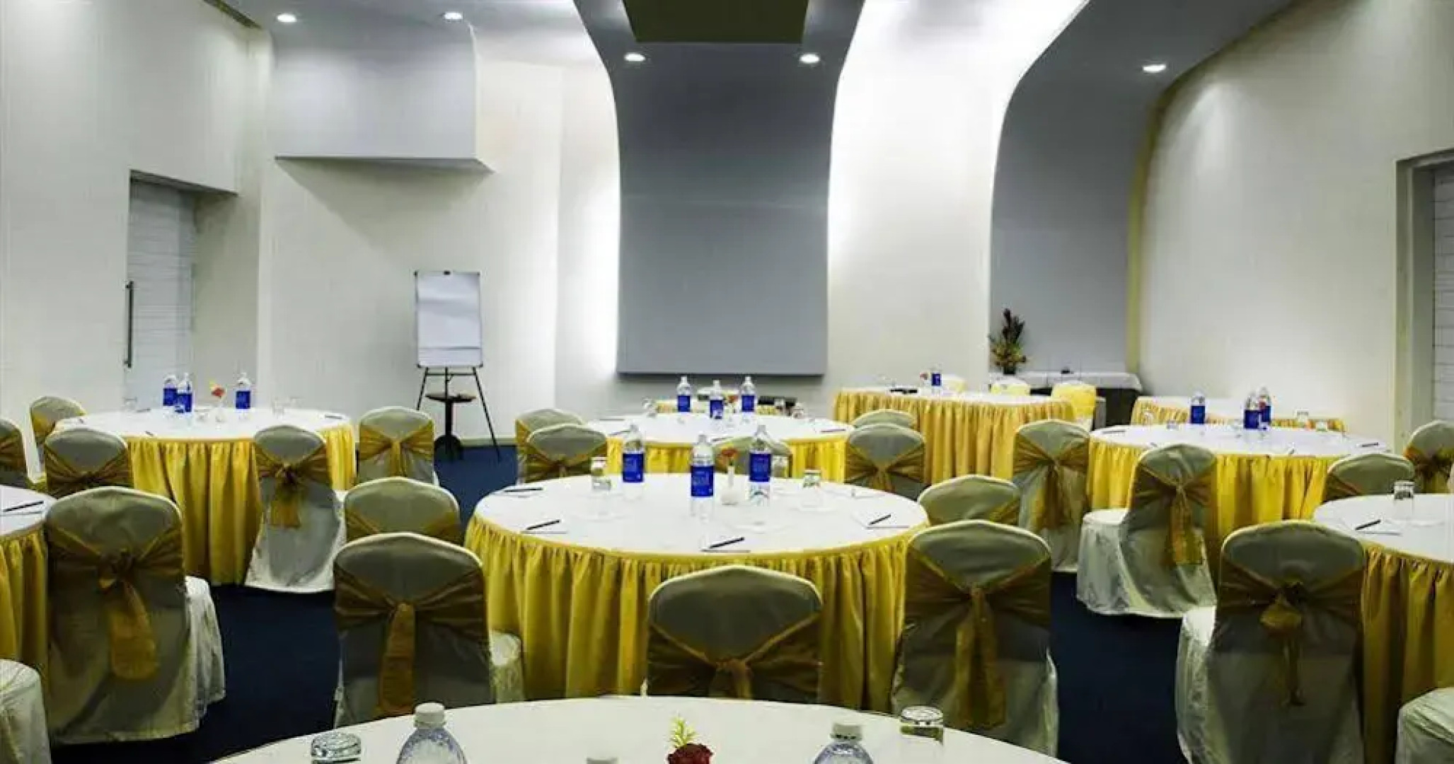 Zip by Spree Spine Hotel