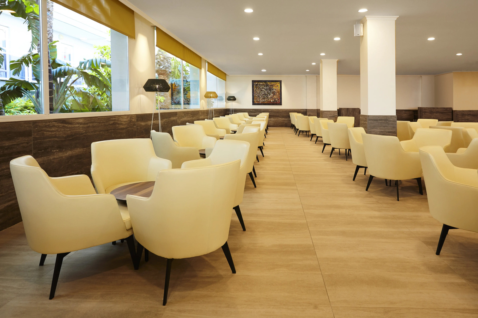 Hotel Las Arenas, Affiliated by Meliá