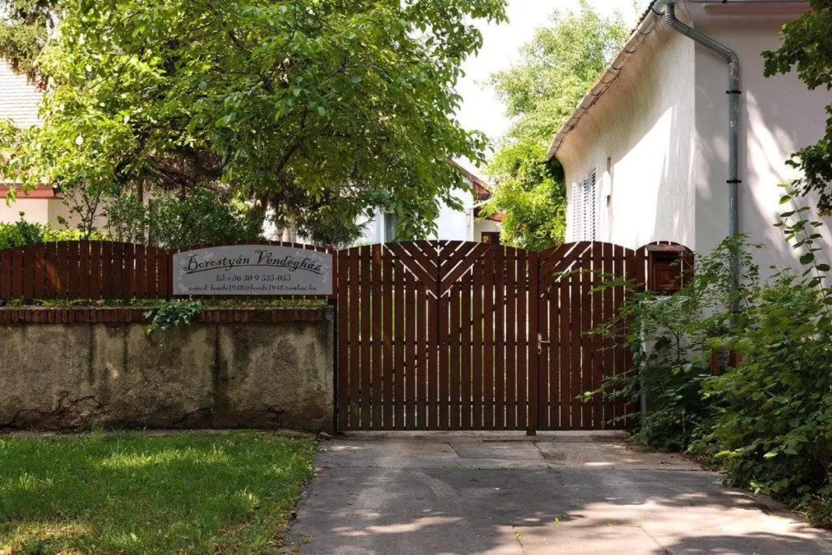 Borostyán 20 Vendégház