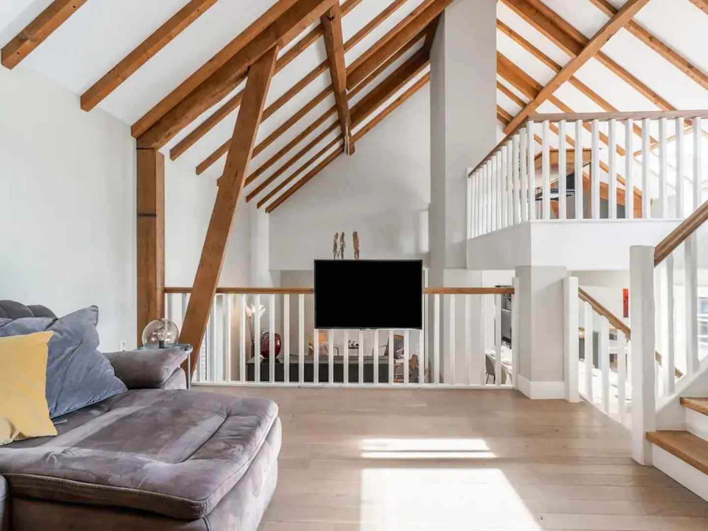 Luxury Retreat With Furry Friends