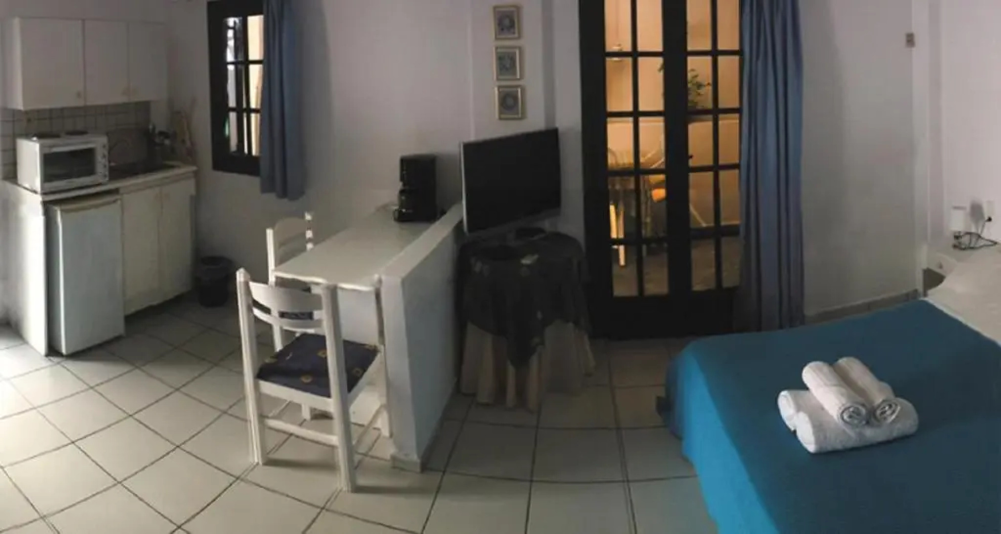 Aigialis Apartments & Studios