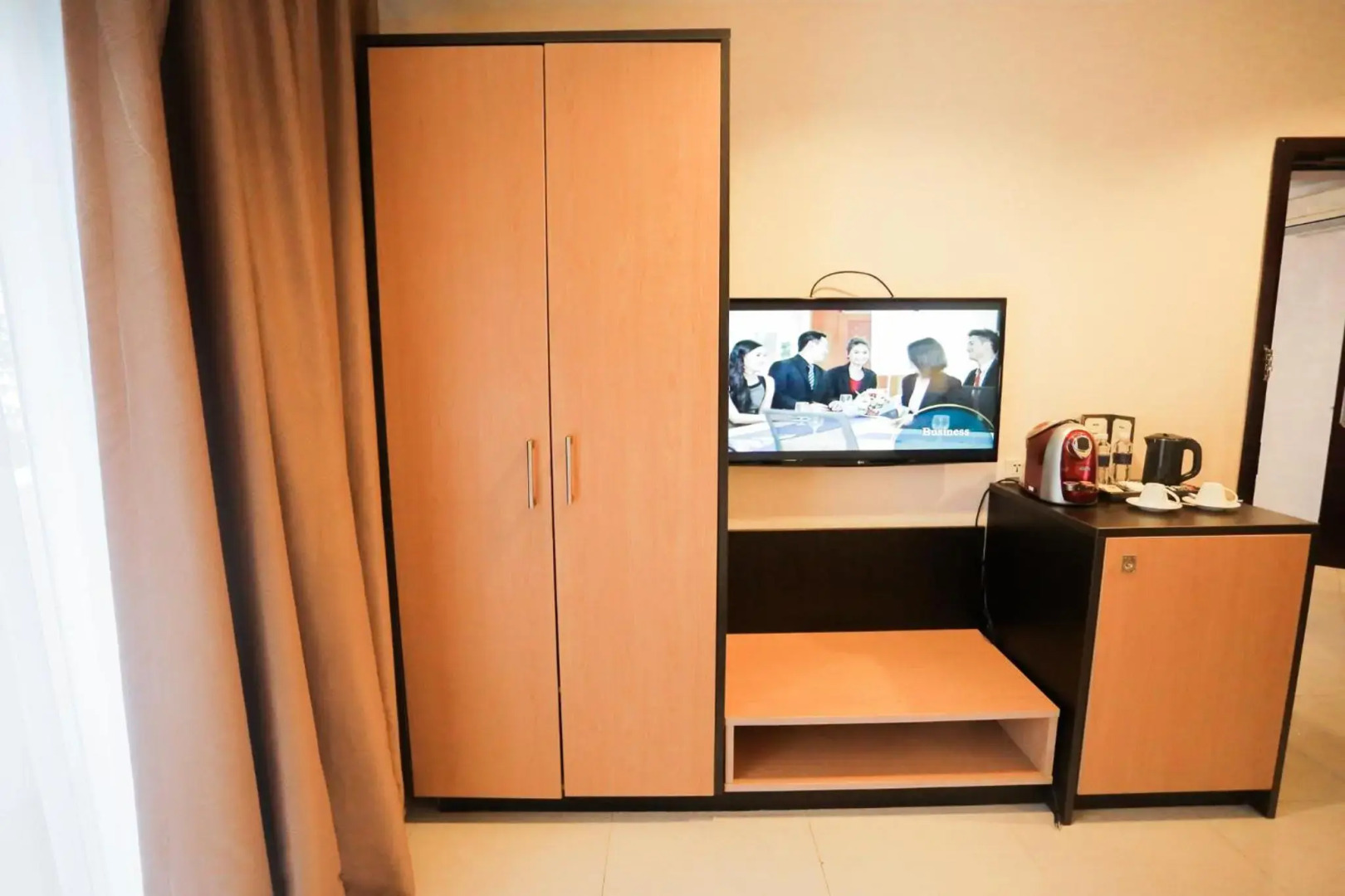 The Lake Hotel Tagaytay