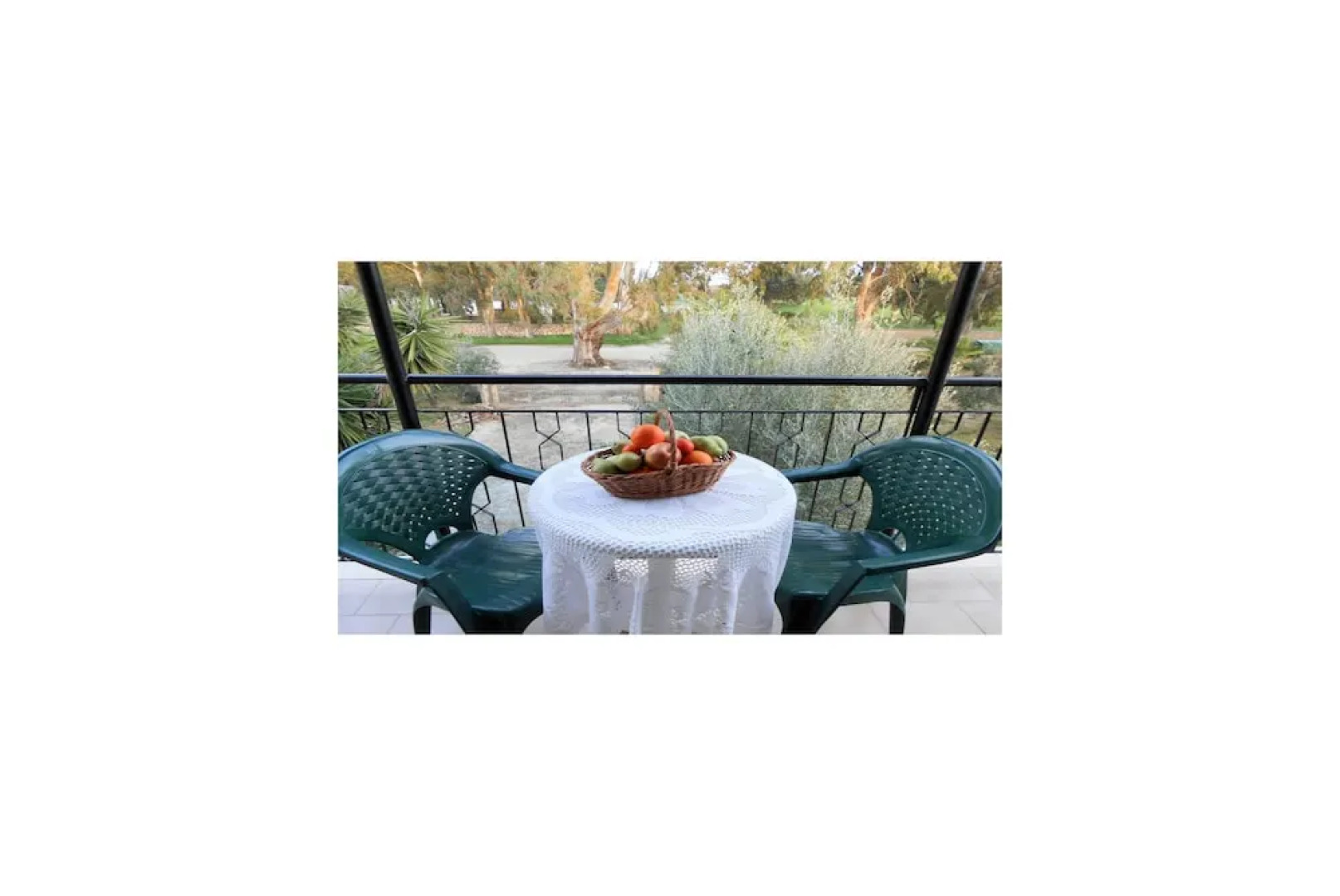 Maria's Studios & Apartments