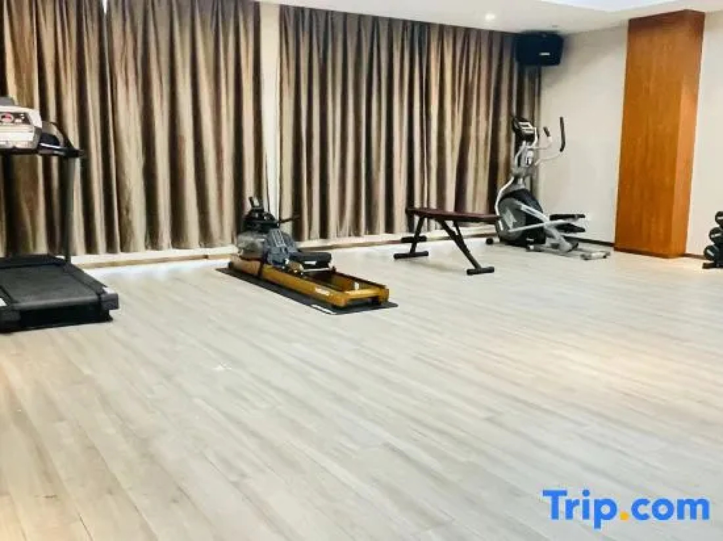 West City International Hotel