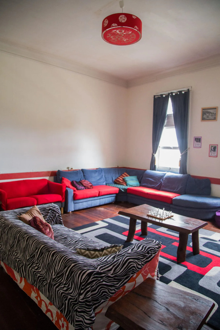 1849 Backpackers Hotel