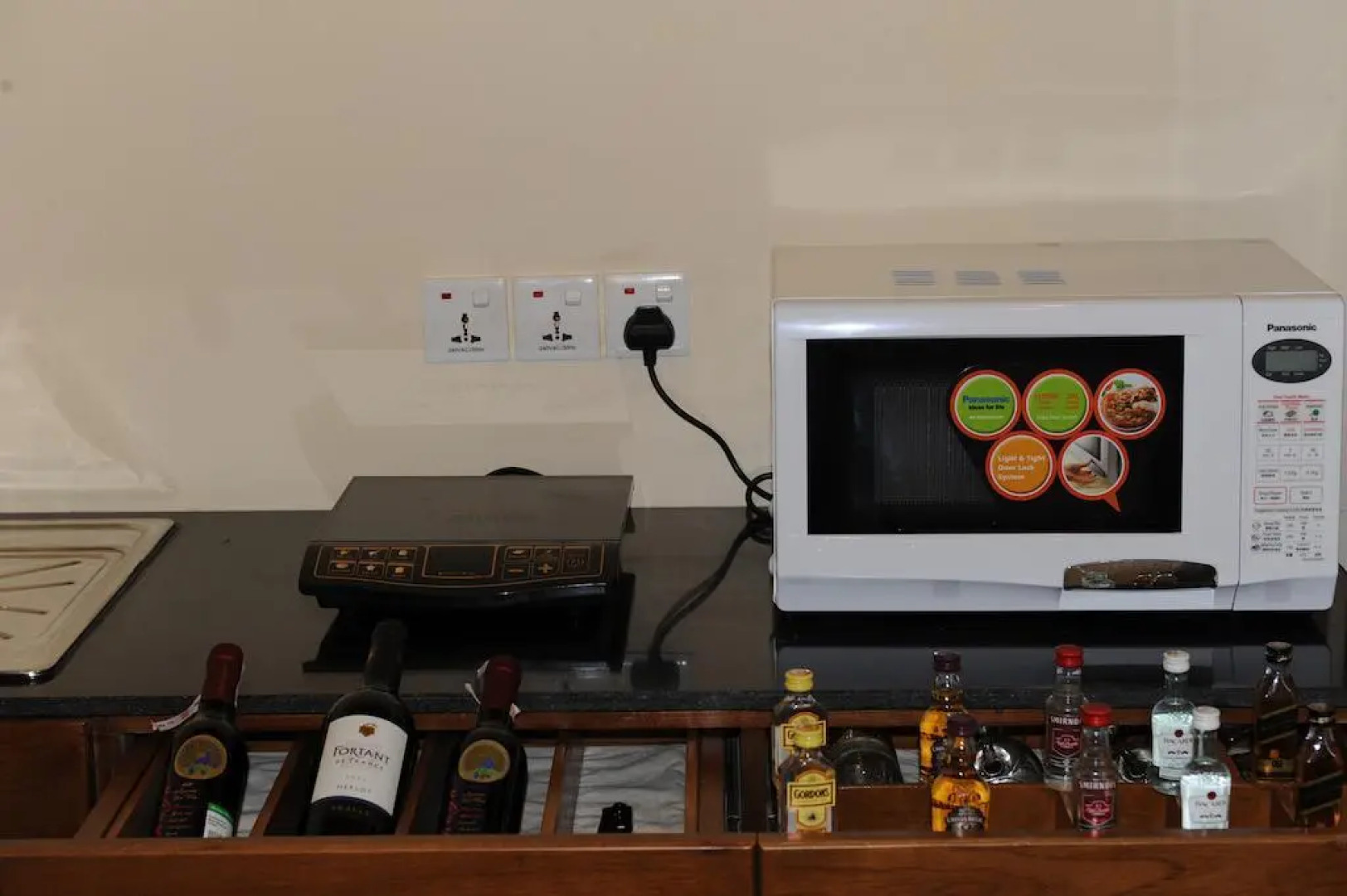 The Myat Mingalar Hotel