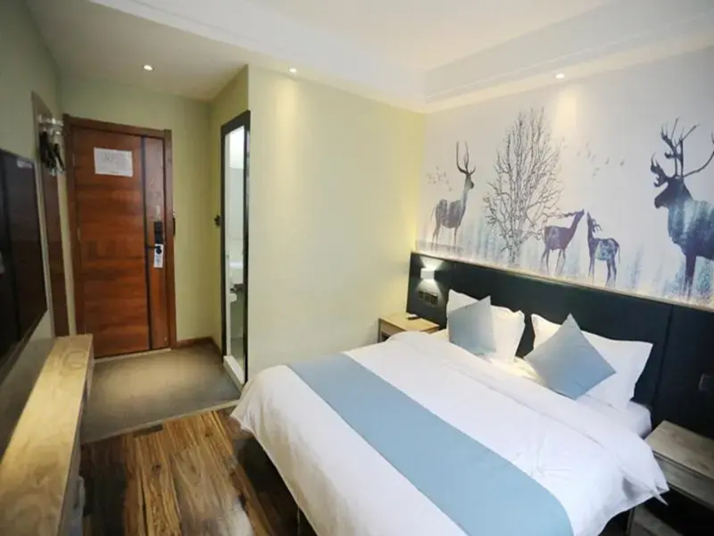 Shell Hotel (Kaifeng Grum Tower Plaza)