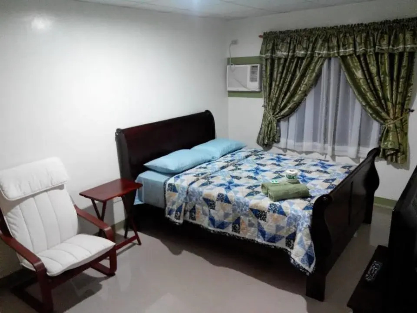 Raquels Pensionne House