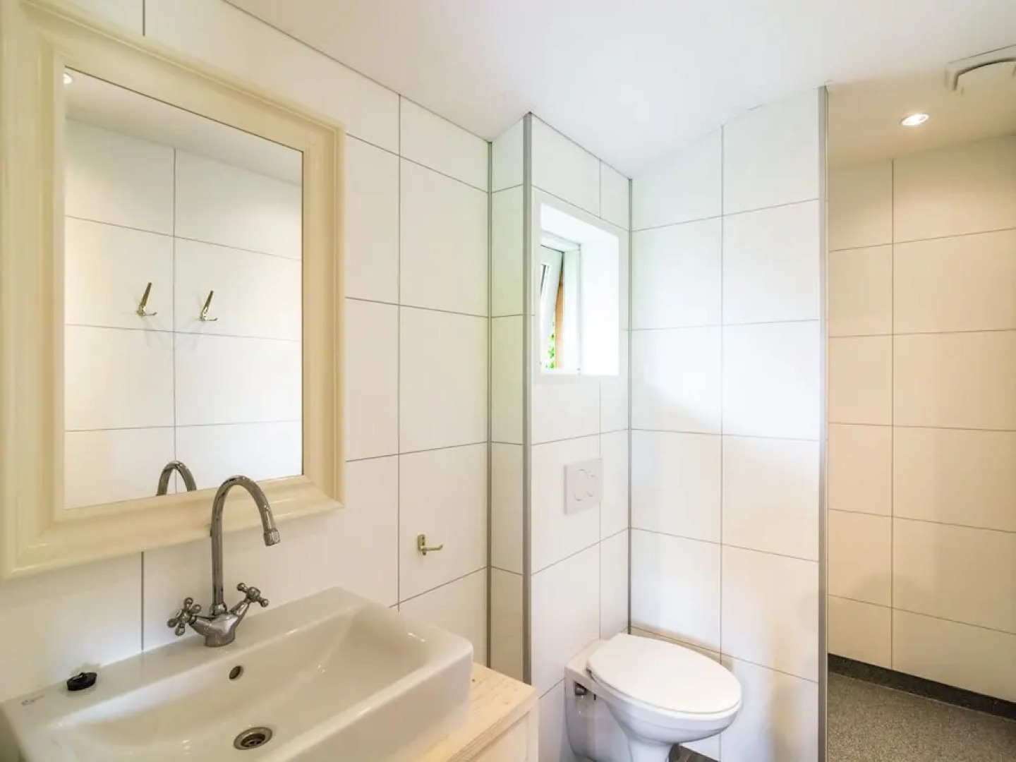 Modern Cabin Near Sea in Oosterend Terschelling