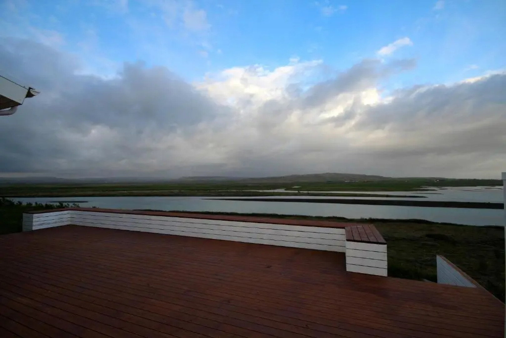 Luxury Villa with River View