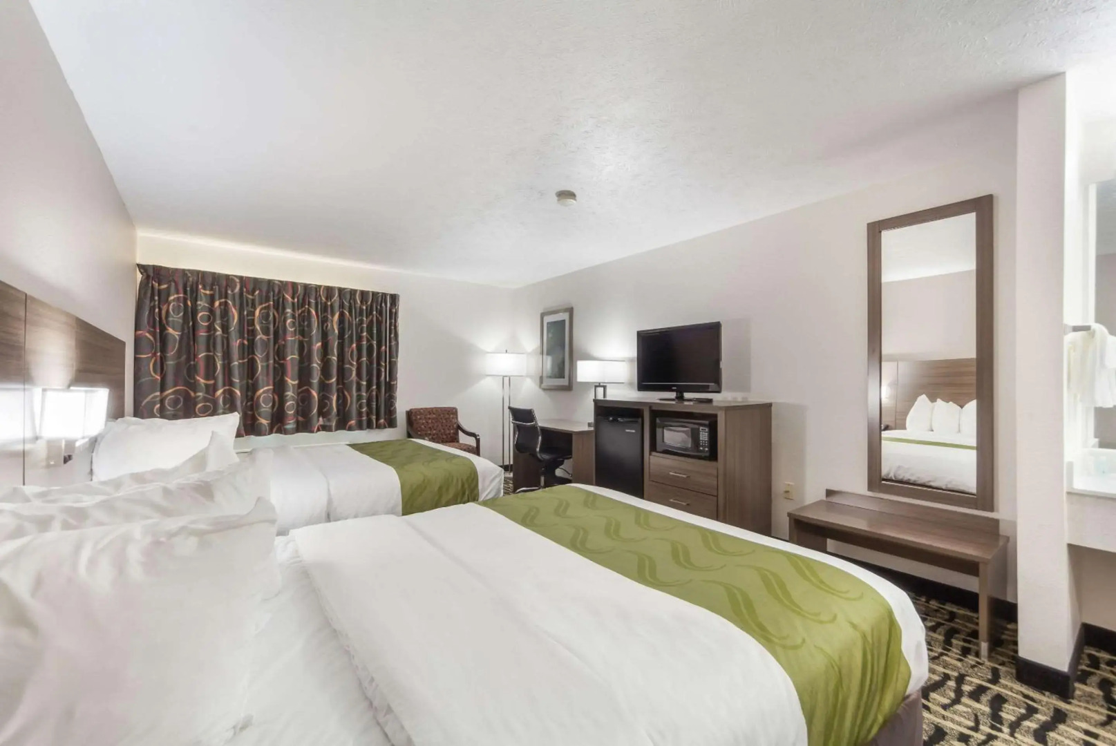 Quality Inn & Suites Omaha Chalco