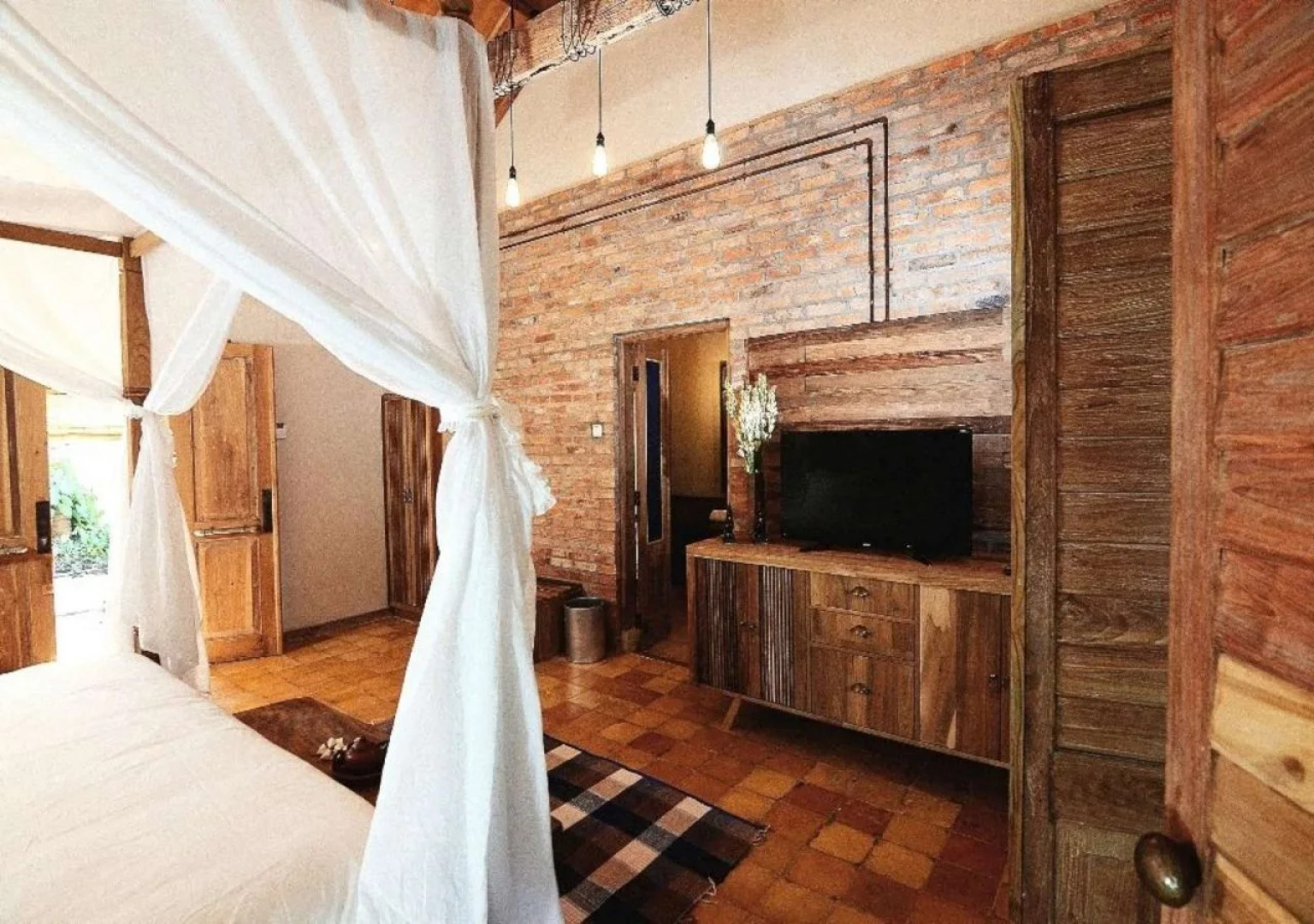 Desa Alamanis Resort Vila