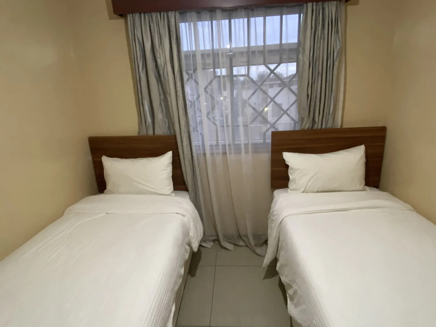 Milimani Executive Suites With Pool