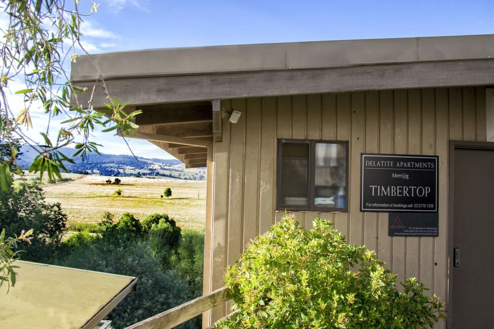 Delatite Apartments - Timbertop and Fir