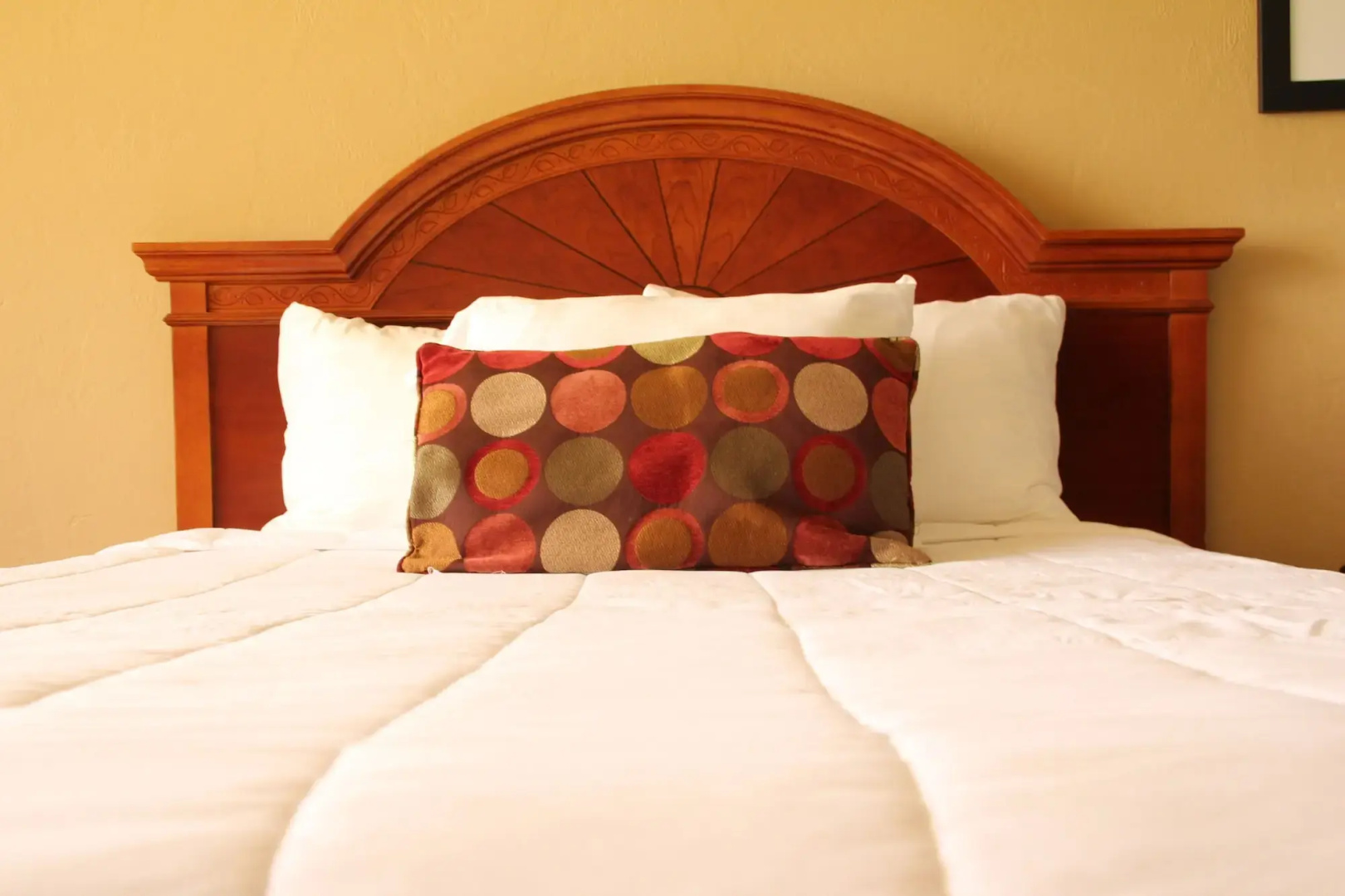 Crystal Cove Hotel