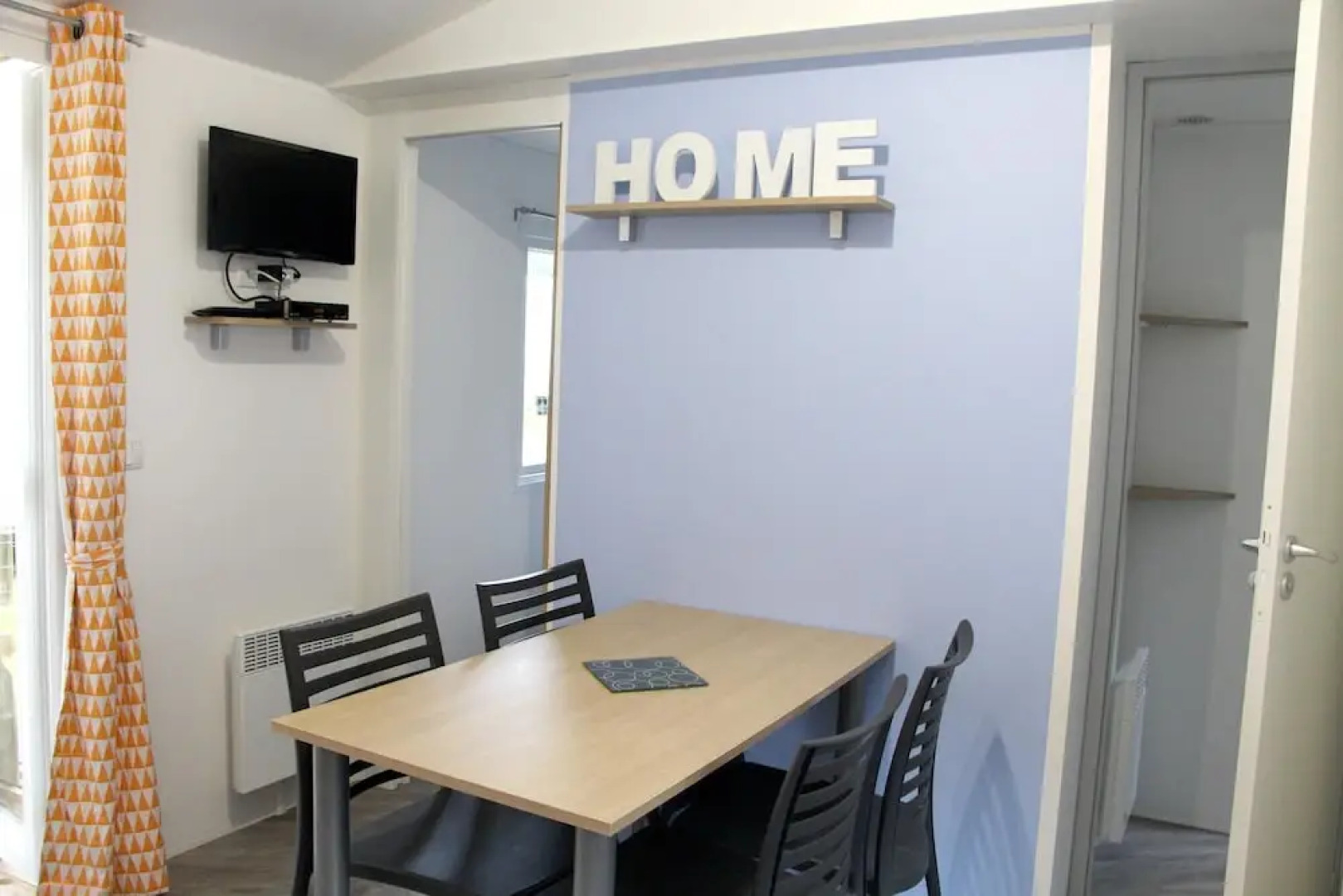 Property With 2 Bedrooms in Saint-julien-en-born, With Pool Access and