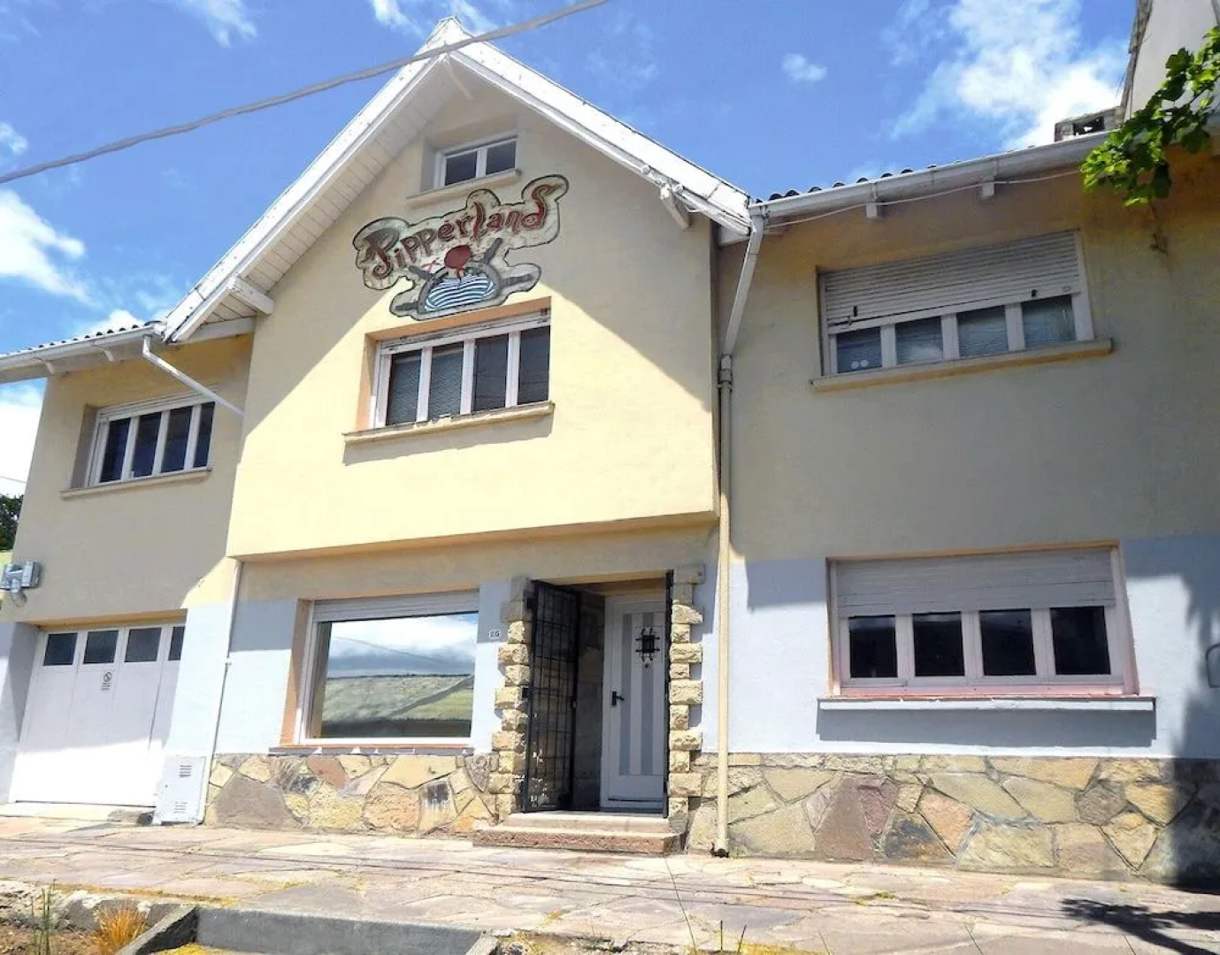 Pipperland Hostel Brc