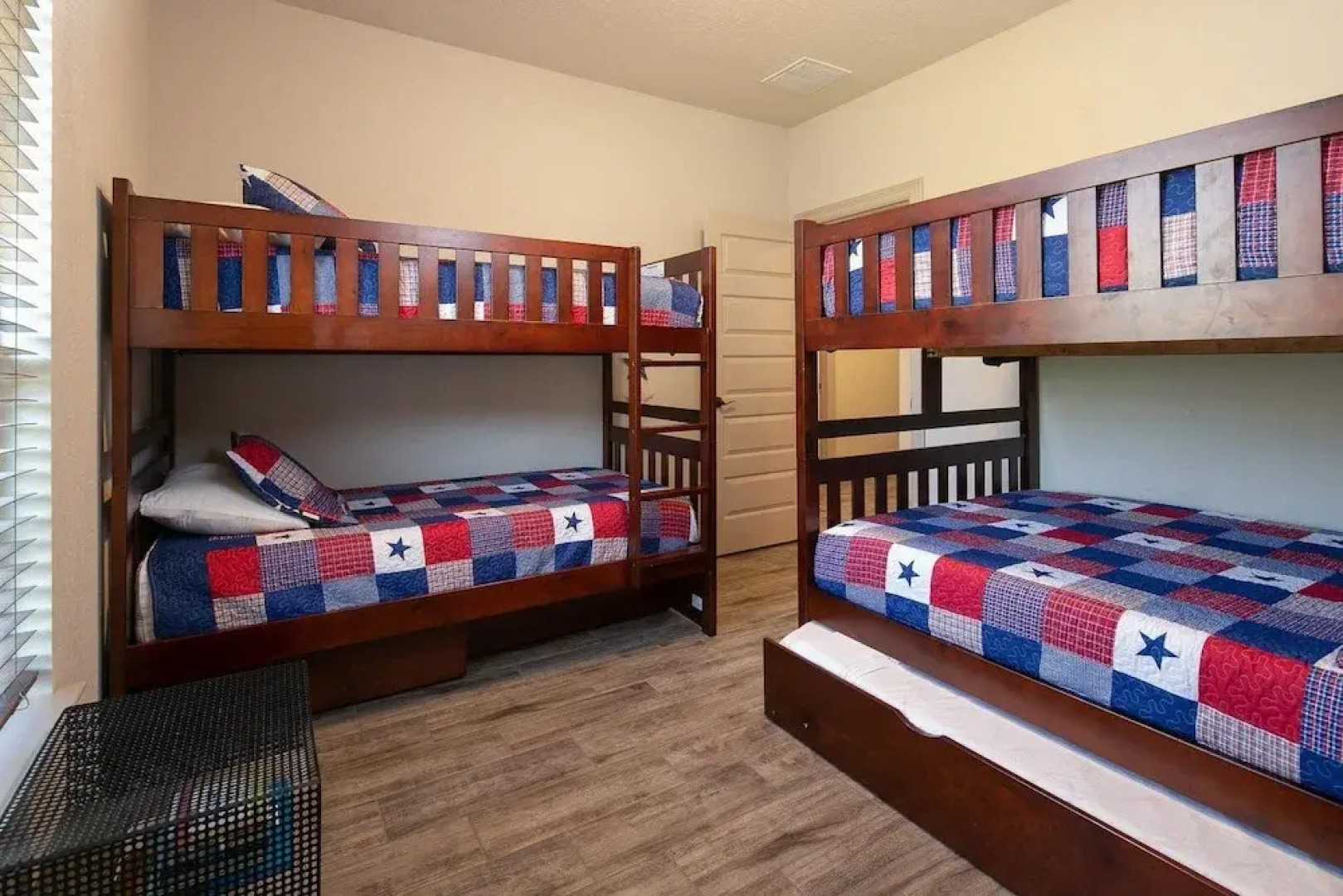 Southern Comfort Rr7252 4 Bedroom Home by RedAwning