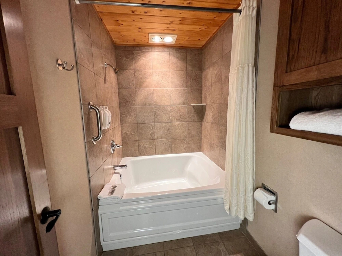 Bluefin Bay on Lake Superior