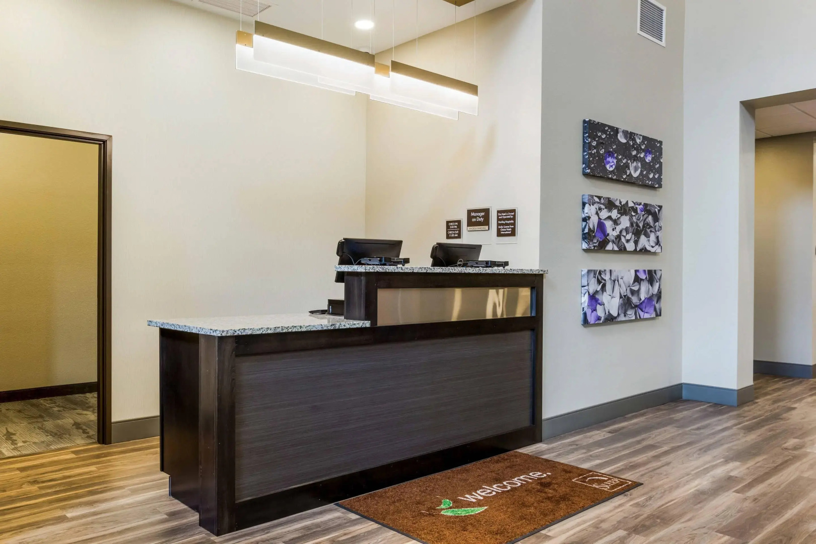 MainStay Suites Winfield-Teays Valley