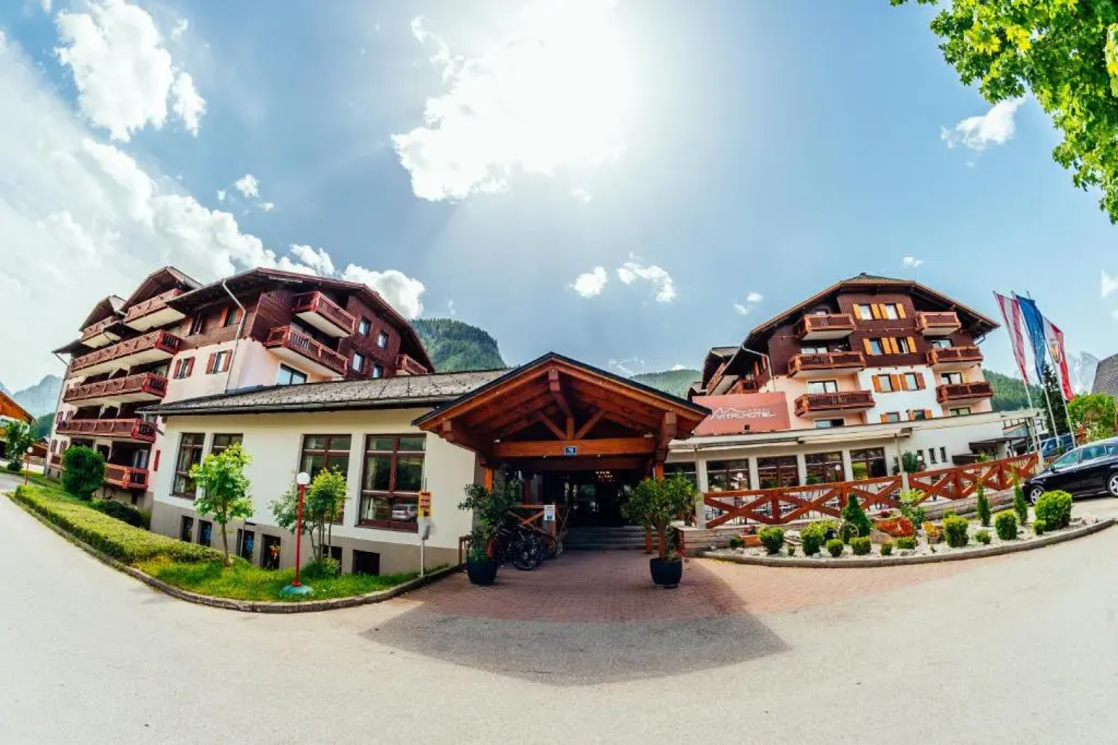 Cool Studio - Apartment in Gosau - Hallstatt - Wellness and Pool included