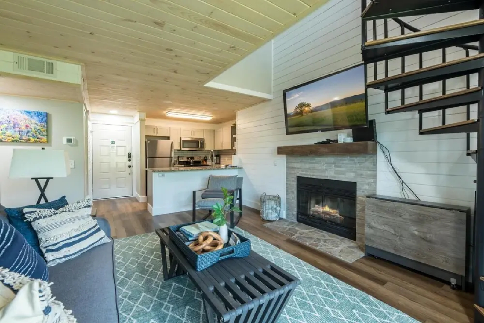 Smoke of the Mountains