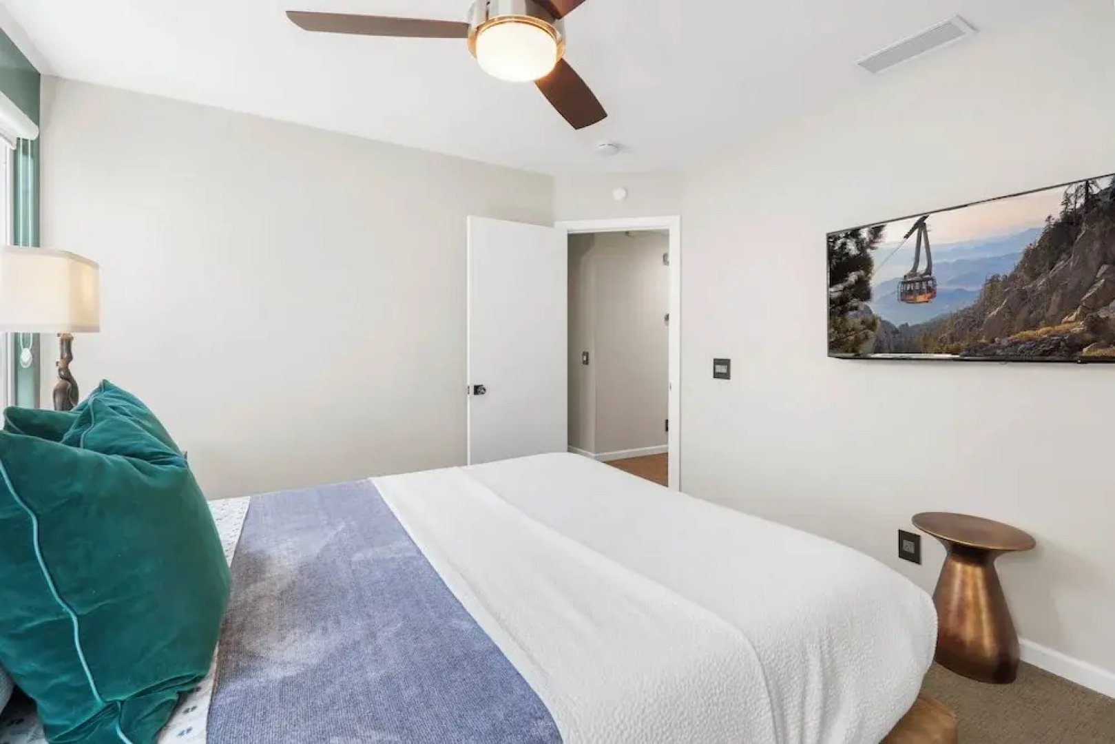 Oasis of Palm Springs