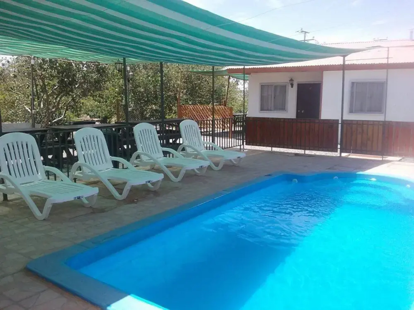 Entre Mangos y Guayabas