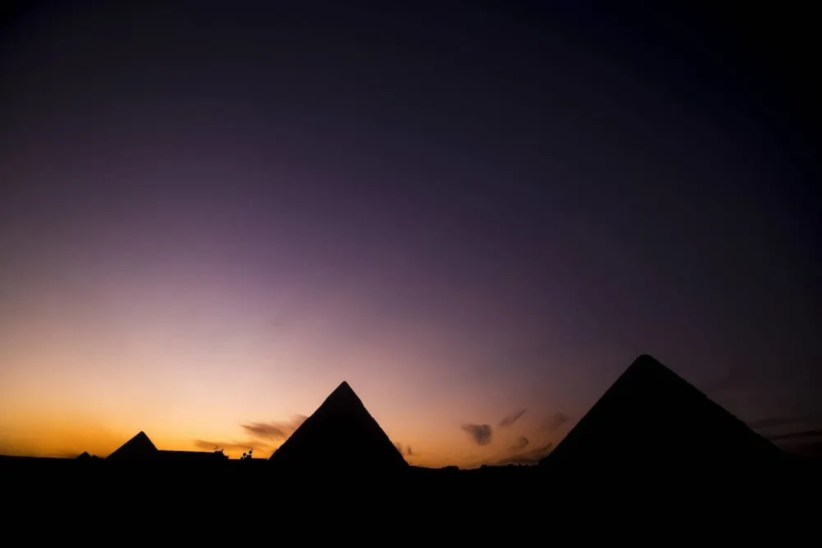 The Pyramids Inn Cheops