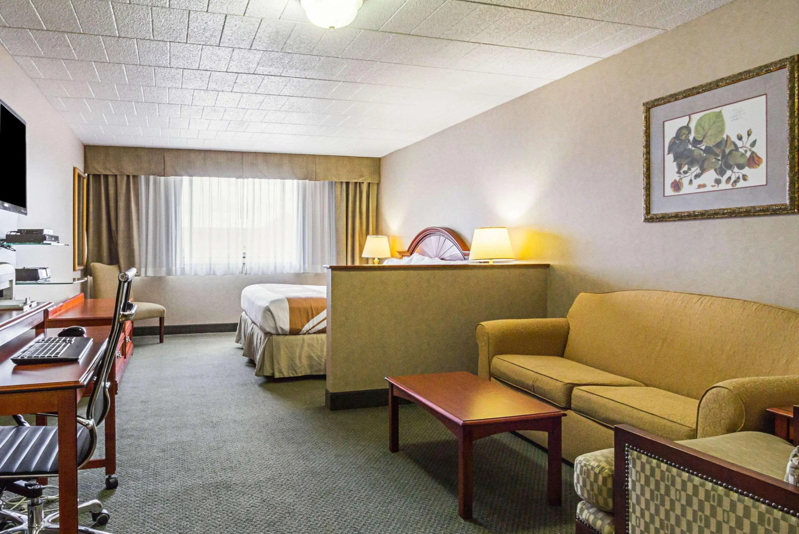 Quality Inn & Suites Altoona
