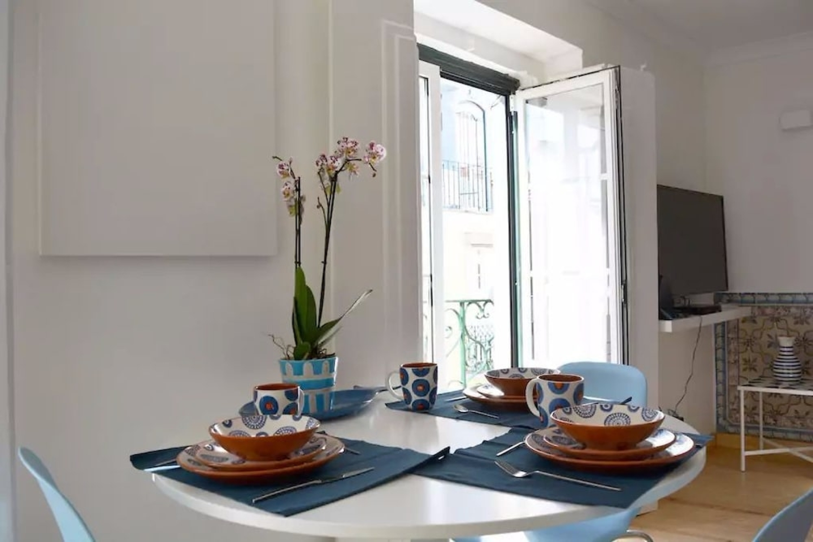 Chiado Blue by Homing