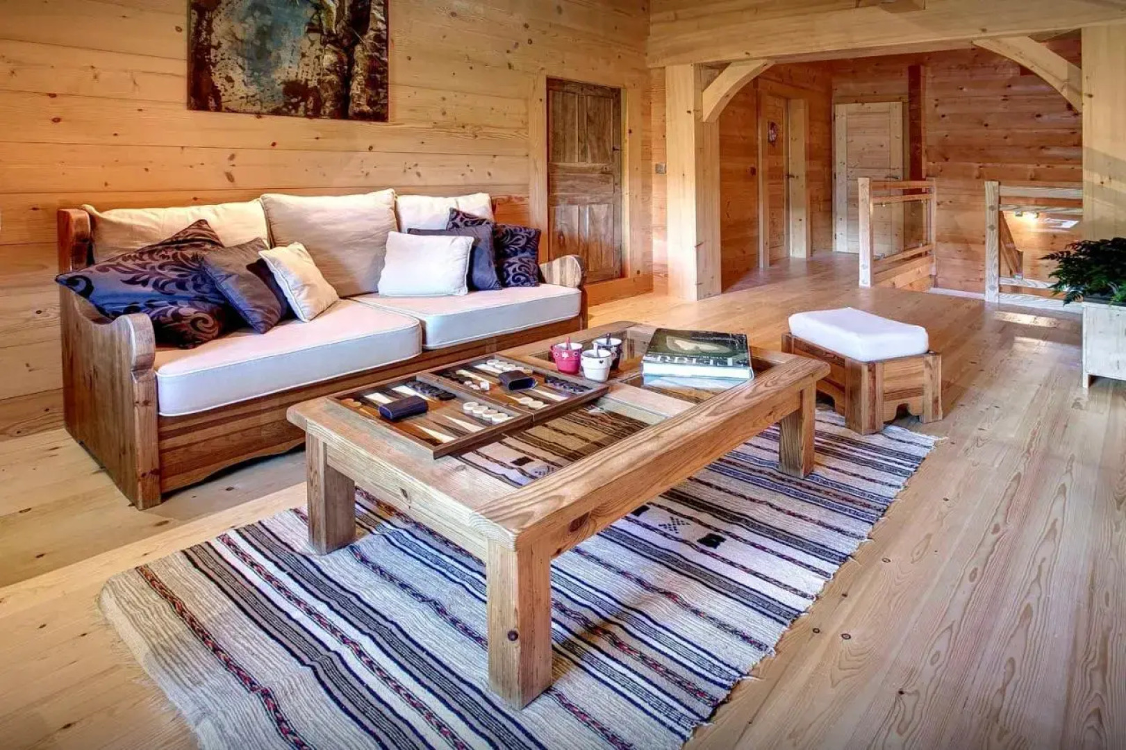 Lodge La Source OVO Network